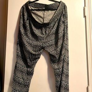 Lightweight drawstring pants